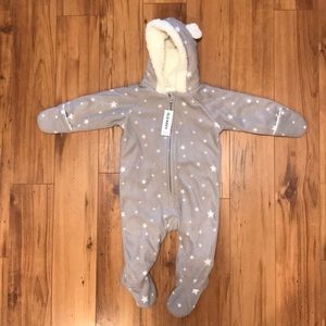 Old Navy Stars Bunting 6-12m NWT